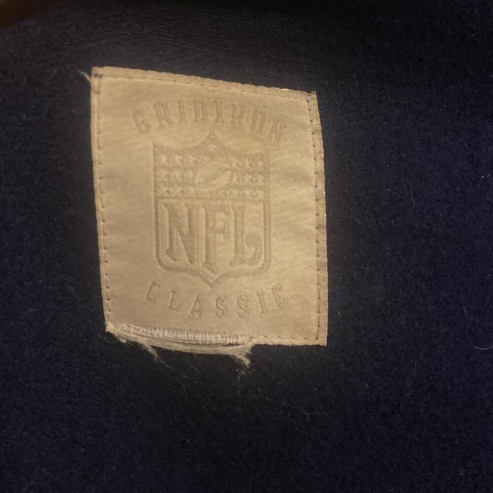 Retro NFL Rams jacket - Picture 3 of 8